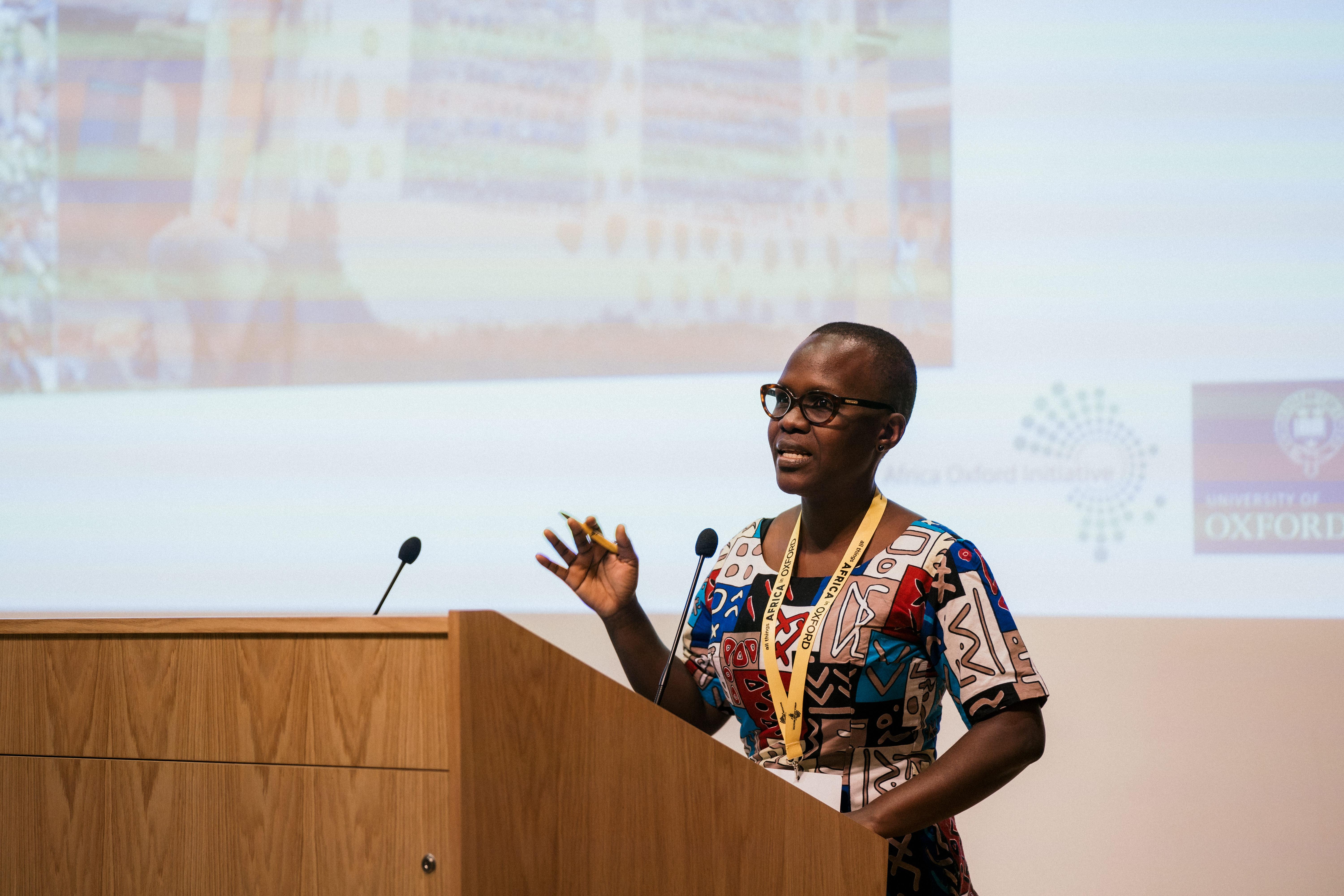 
	African Oxford Initiative AfOx Fully Funded Visiting Fellowship Program in UK

	 
